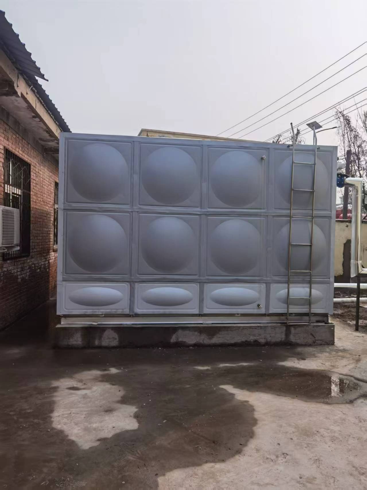 河南某车站保温水箱供水系统改造完毕开始供水